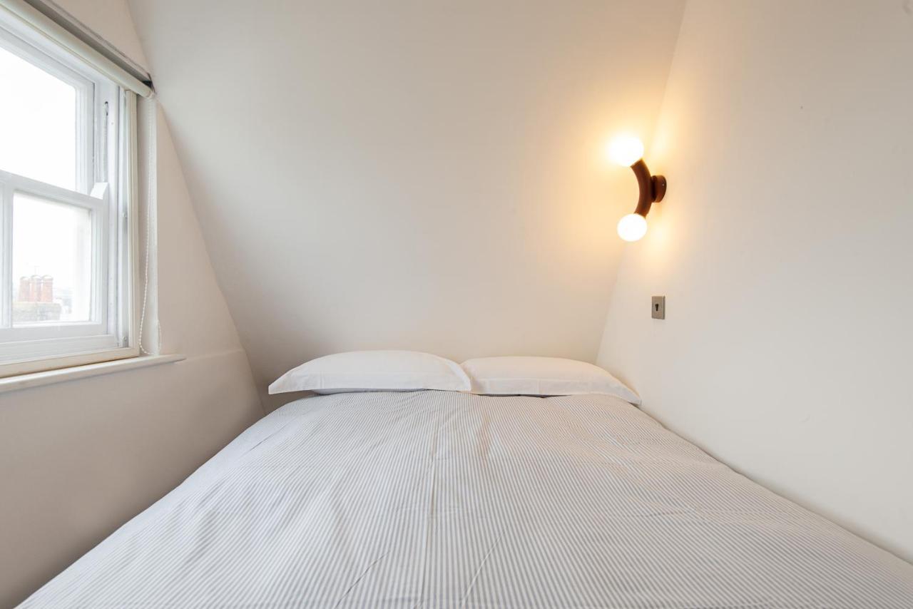One-bedroom, 99 Steps To The Sea